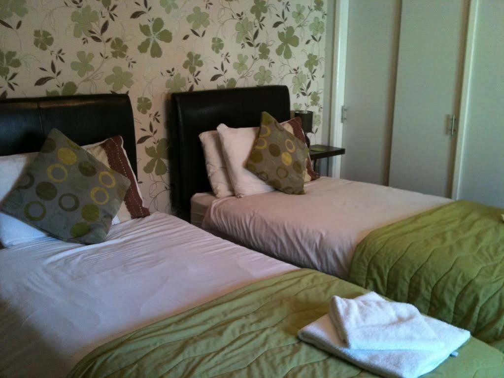 Готель Thornbank House Offering Breakfast And With The Use Of Free Local Health Club Віндермір Екстер'єр фото